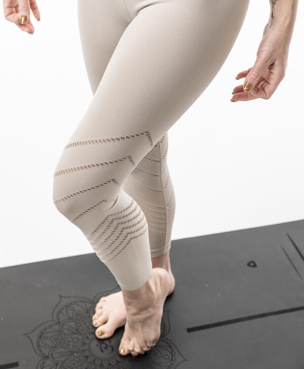 SALE! VL MAGICAL SOFT SKIN SEAMLESS LEGGINGS 7/8, beige - Bild 3